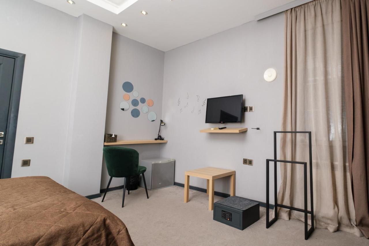Maestro Hotel Bakoe Buitenkant foto