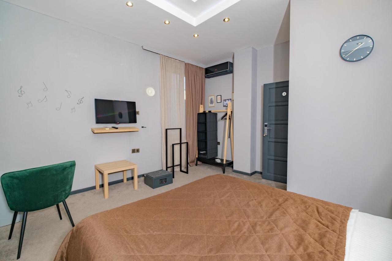 Maestro Hotel Bakoe Buitenkant foto