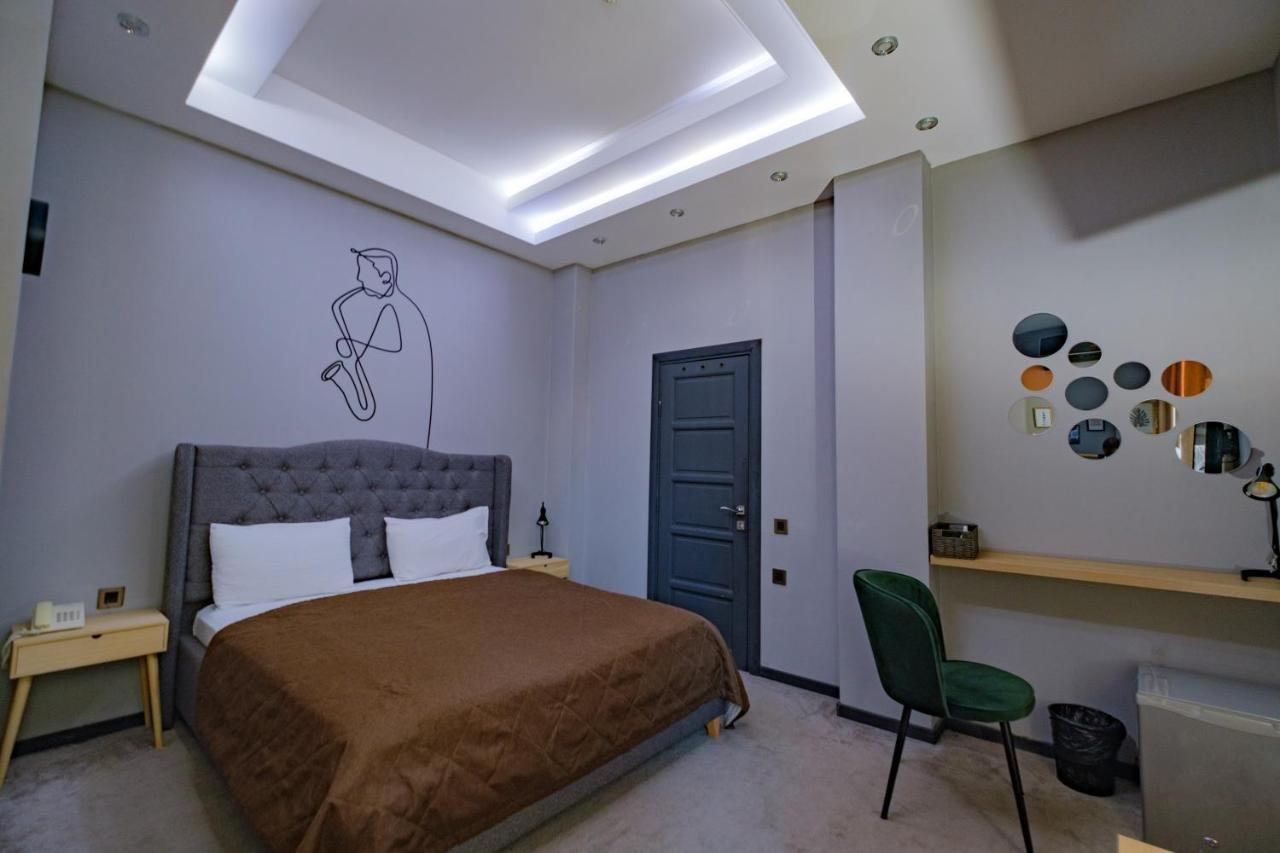 Maestro Hotel Bakoe Buitenkant foto