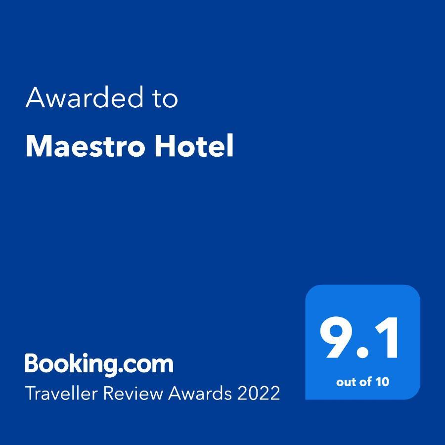 Maestro Hotel Bakoe Buitenkant foto