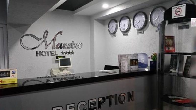 Maestro Hotel Bakoe Buitenkant foto
